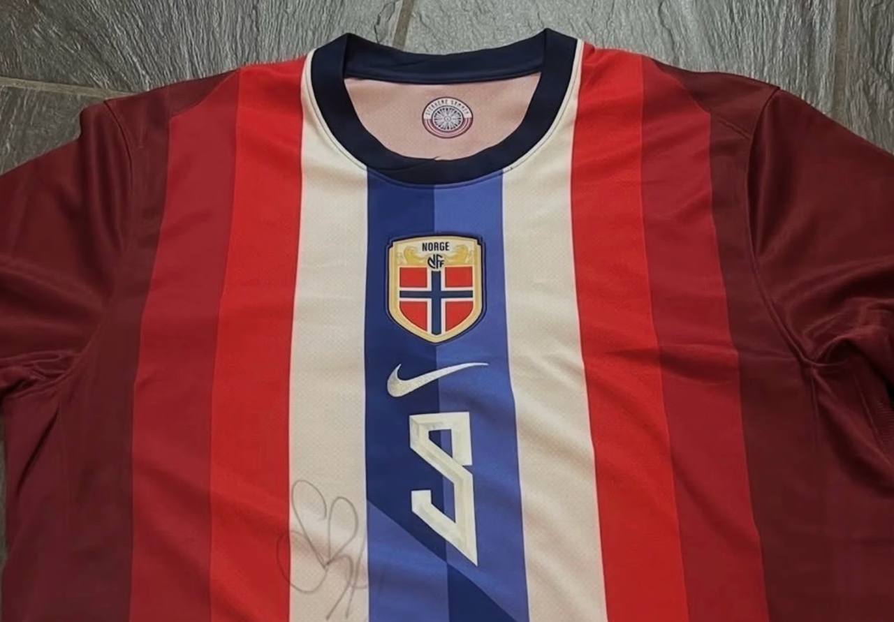Erling Haaland Dennis